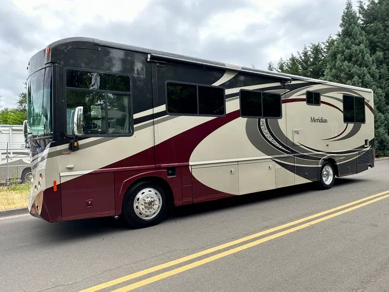 2008 Itasca Meridian 37H — photo 1