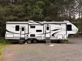 2022 Keystone Cougar 364BHL — photo 02